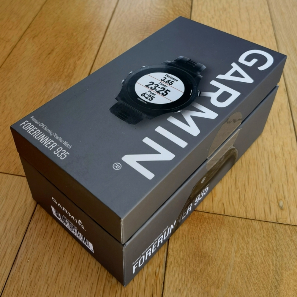 GARMIN FORERUNNER 935 PREMIUM smartwatch